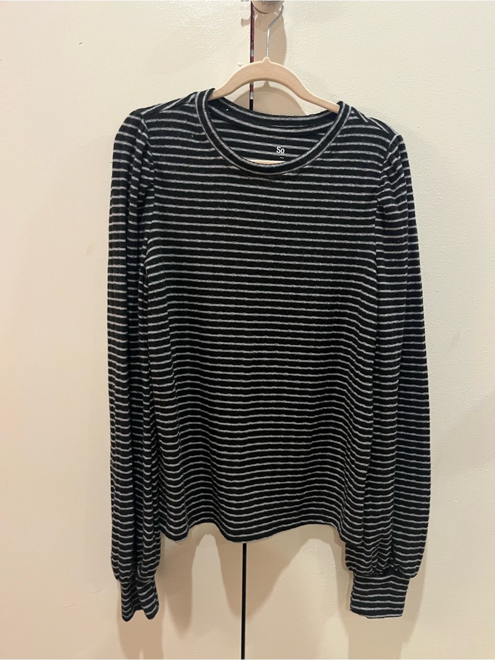 SO Black & Gray Striped Long-Sleeve Crewneck Shirt